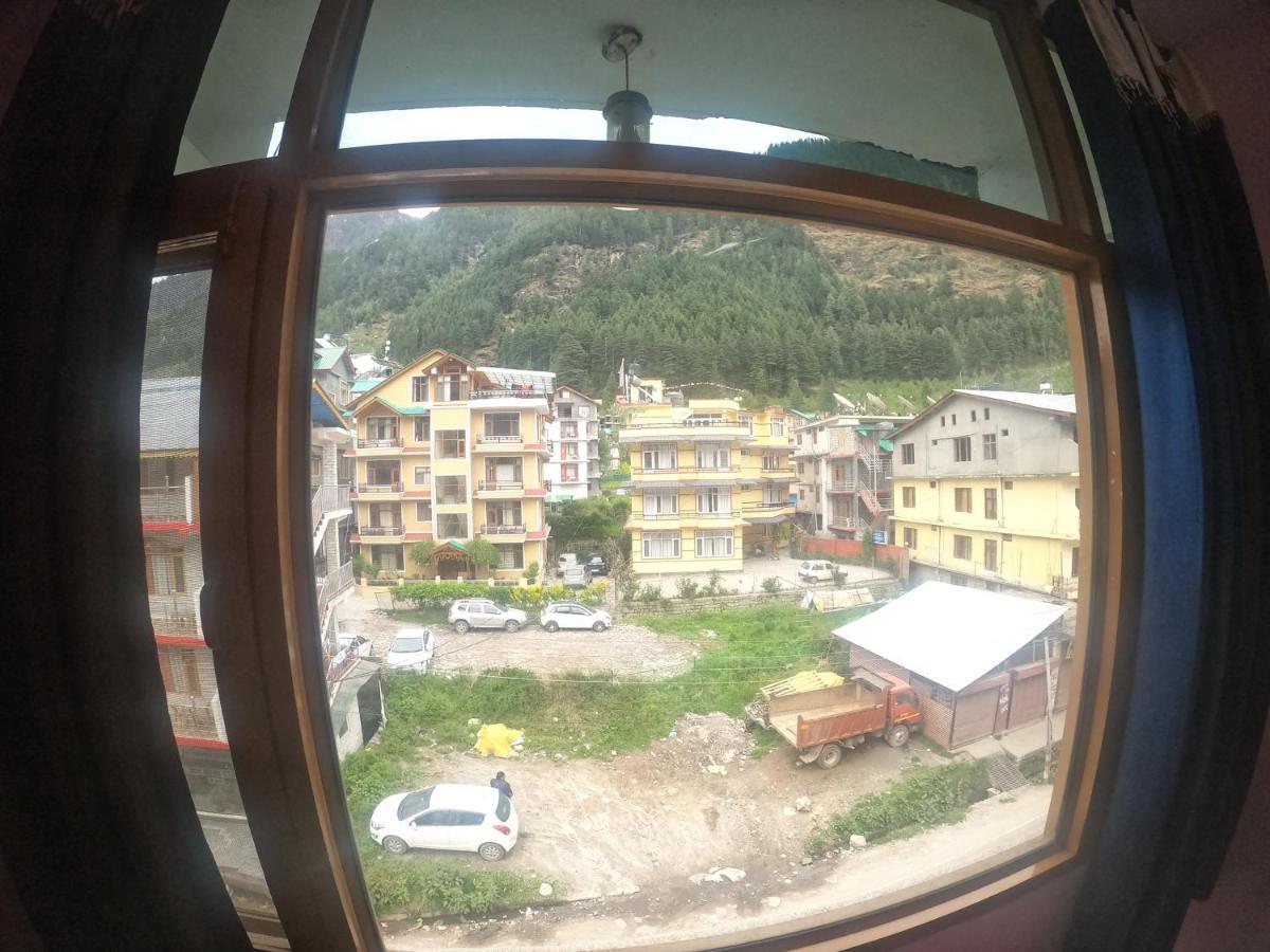 Hotel Snow Bird Manali  Exterior photo