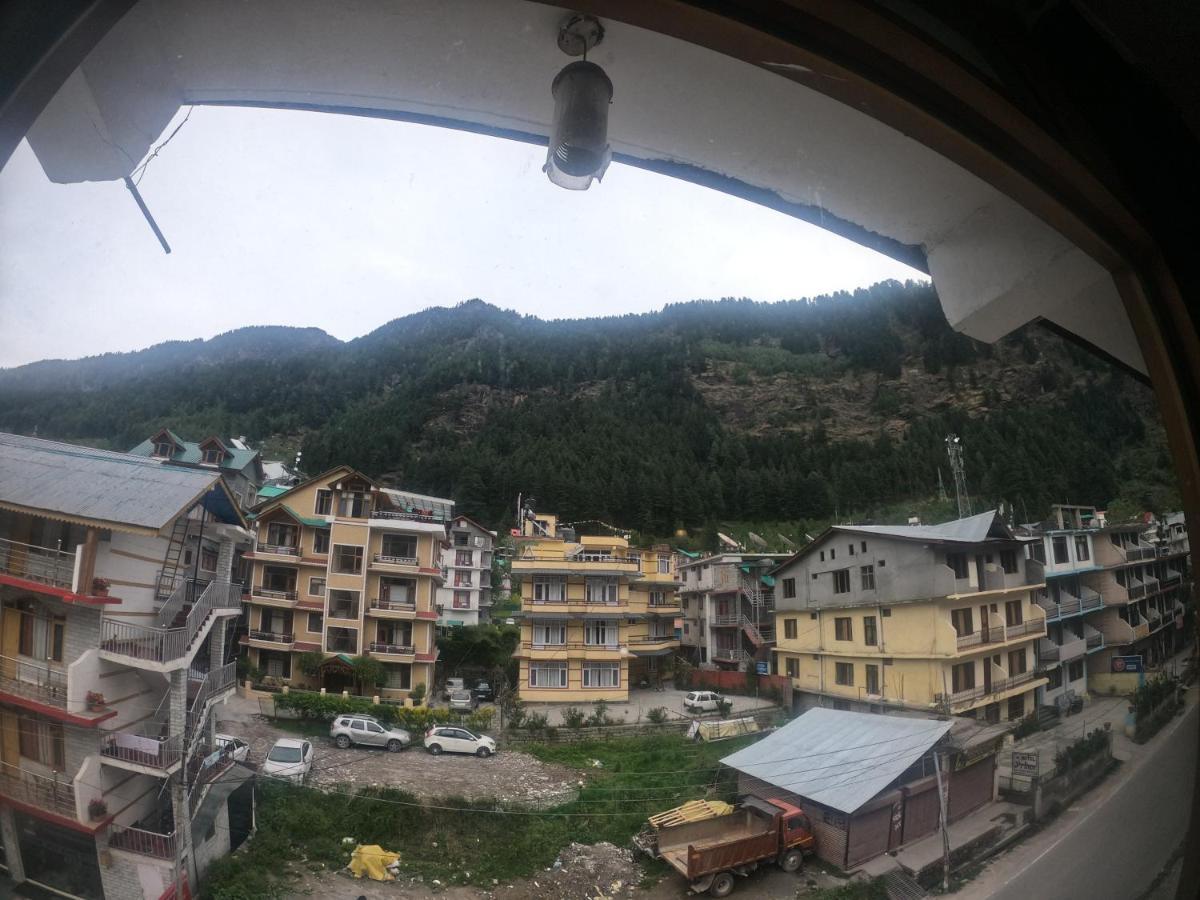 Hotel Snow Bird Manali  Exterior photo